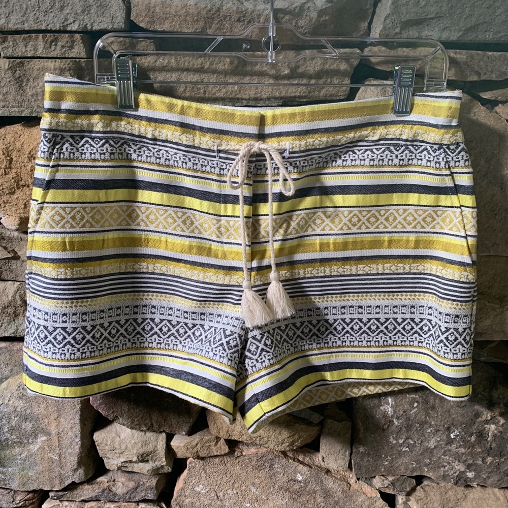 Ann Taylor Loft Riviera Short